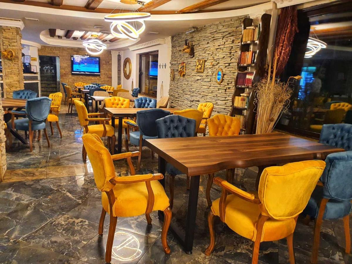 Rey Hotel มาโวรโว ภายนอก รูปภาพ